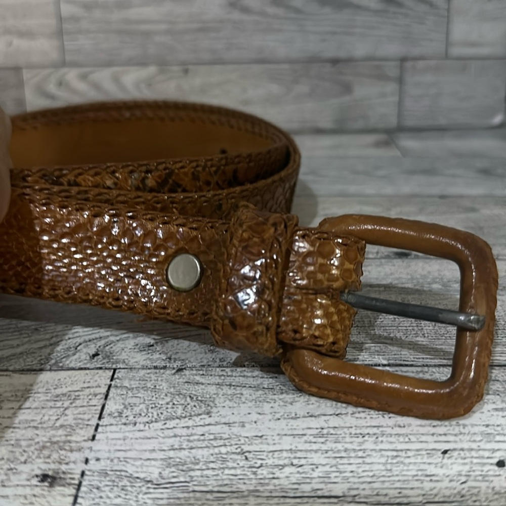 Brown snake skin leather fashion belt size small
